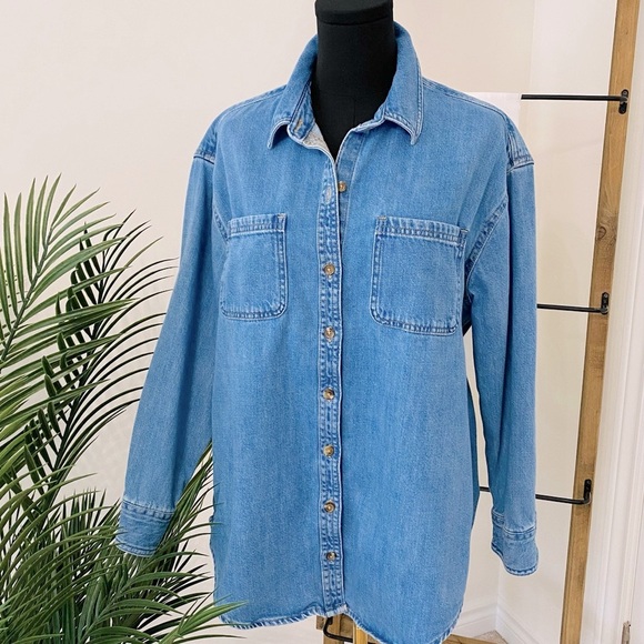 Old Navy Tops - Old Navy - The Boyfriend Shirt, Light Blue Denim Button Up Shirt, Medium